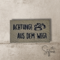 Preview: Label -  "ACHTUNG! AUS DEM WEG! (mit Bagger)" - ca. 3,6 cm x 2,1 cm - Kunstleder ++ Farbauswahl ++